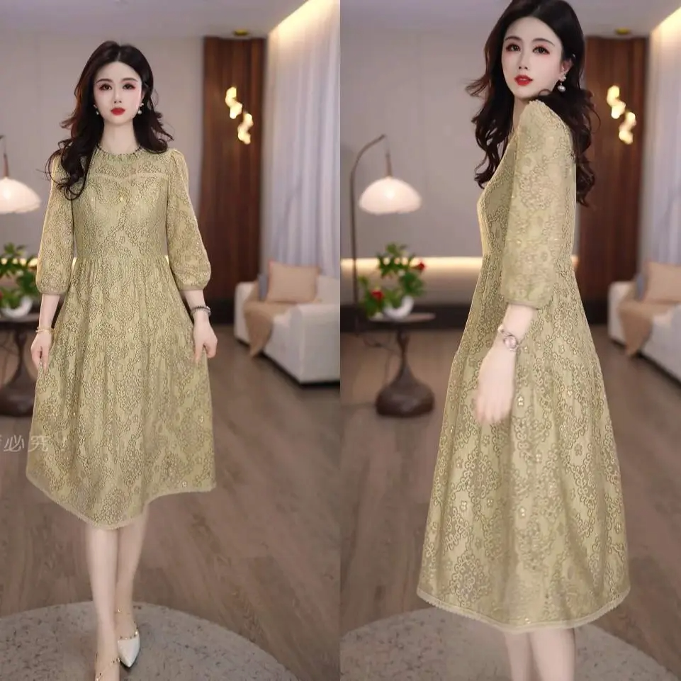 2026春季新款优雅风蕾丝连衣裙女士九分袖A字裙气质时尚减龄轻奢