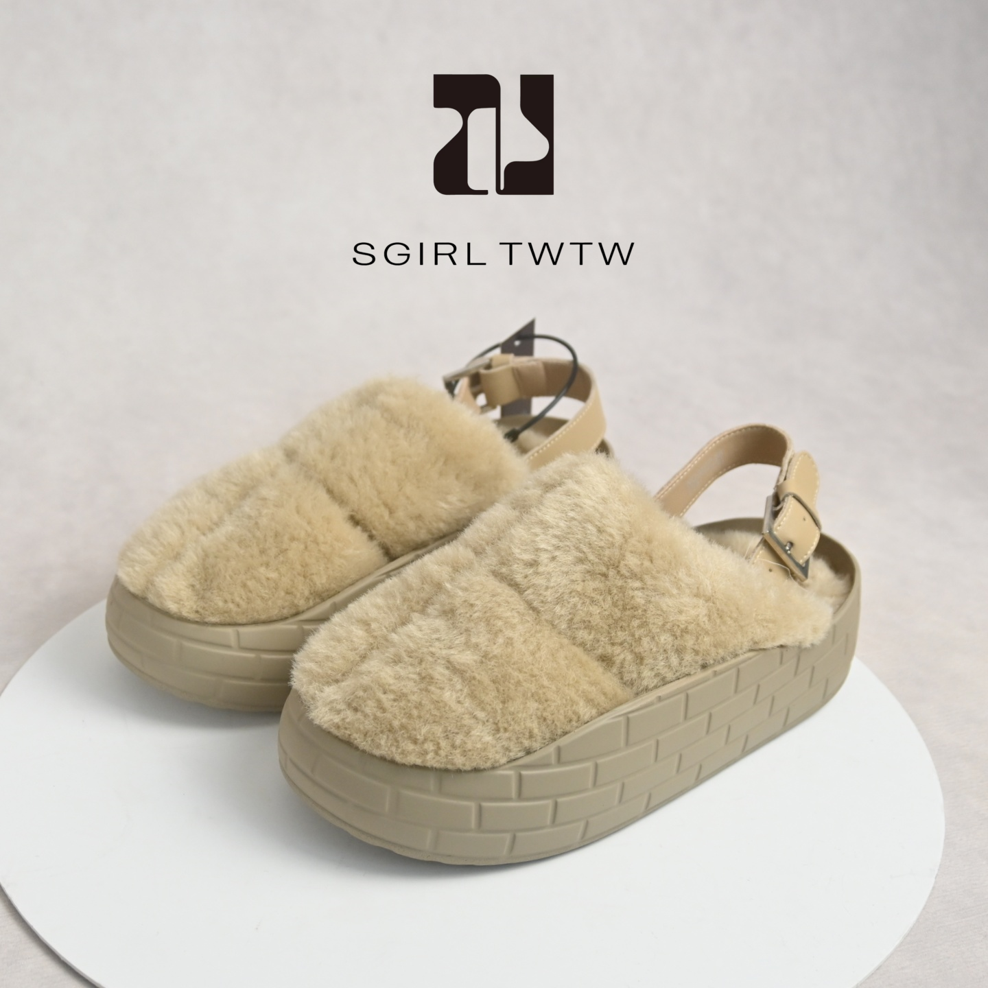 SGIRLTWTW毛毛厚底一脚蹬勃肯鞋