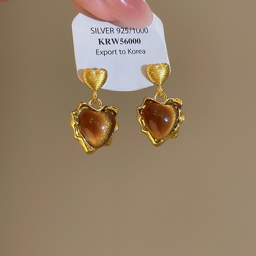 金色不规则虎眼石爱心耳坠字母耳钉女新款耳饰轻奢高级感气质耳环