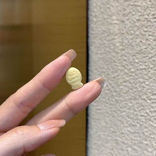 新品金膏玉比目鱼配件diy配件手工编织手绳项链文玩佛珠配饰品