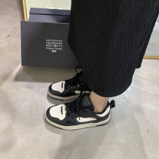 TWTW复古风拼色圆头系带小板鞋女2024新款气质擦色做旧平底小白鞋