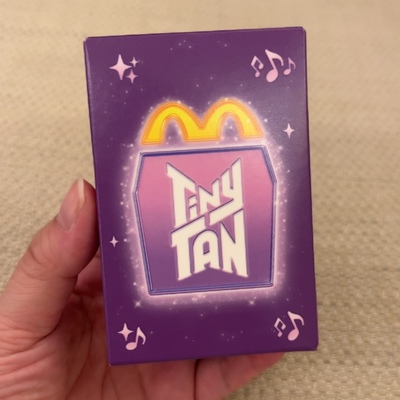 全新香港麦当劳儿童套餐玩具公仔摆件韩国明星造型Q版玩偶TinyTAN