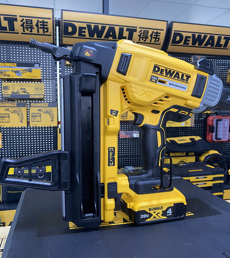 美国得伟dewalt dcn890b无刷高性能无绳20v锂电高速混凝土射钉器