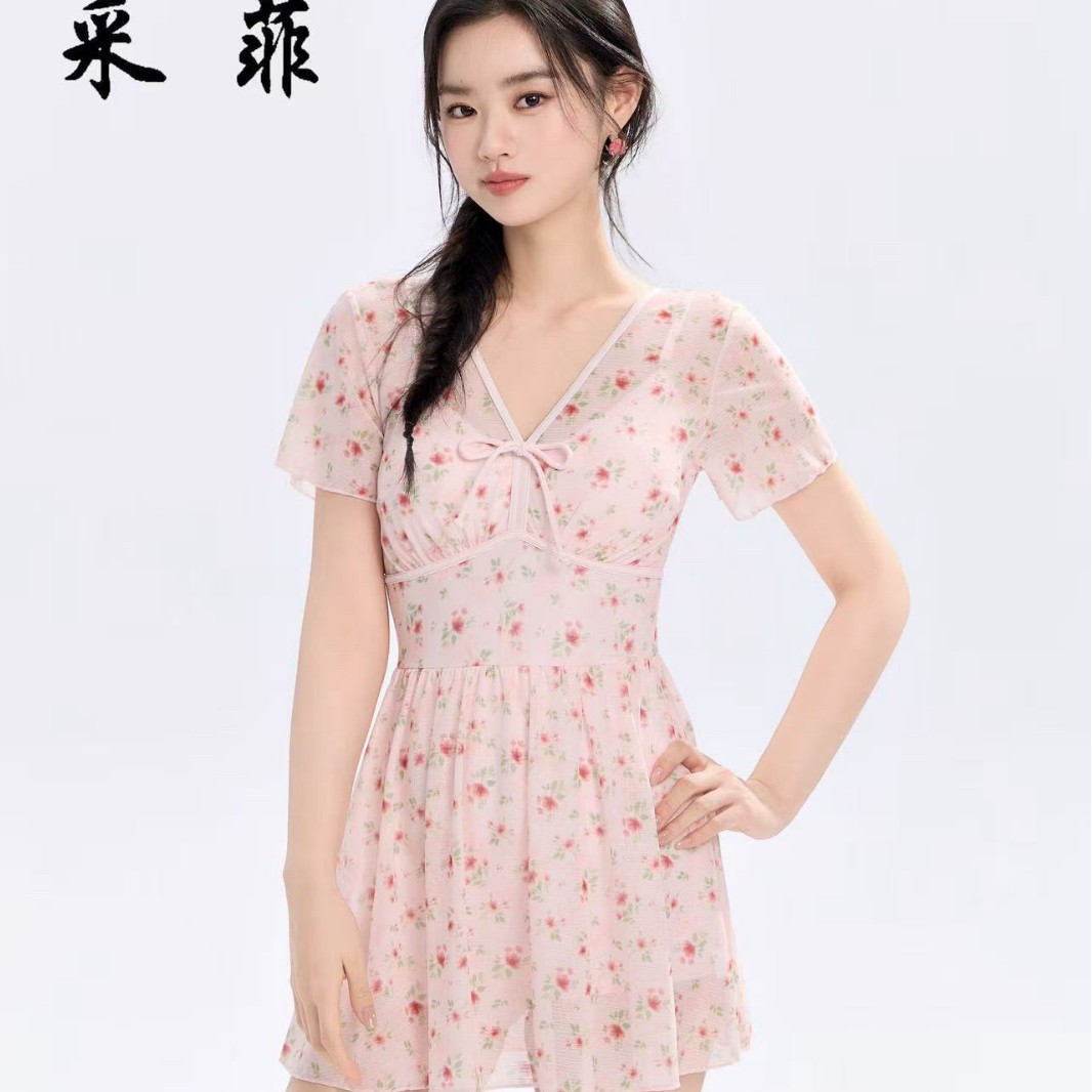 采菲26125新款显瘦遮肉泳装女士小碎花连体裙式聚拢小胸女游泳衣