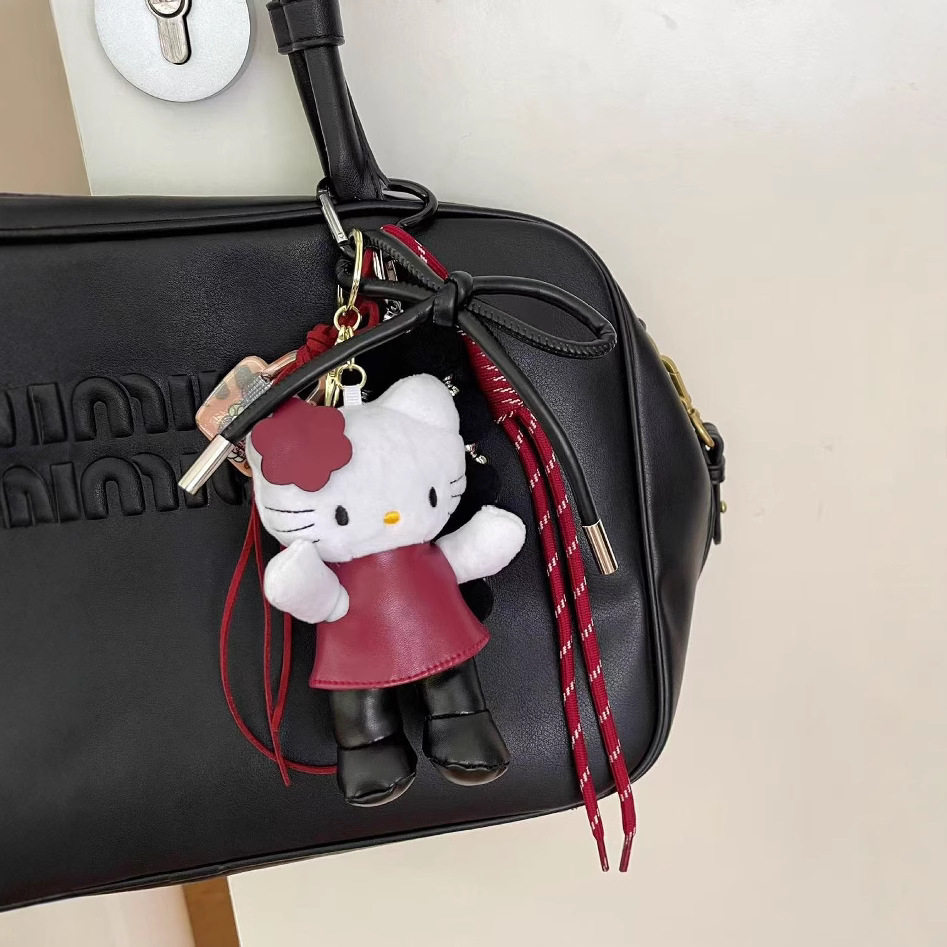 日本酒红长腿hellokitty