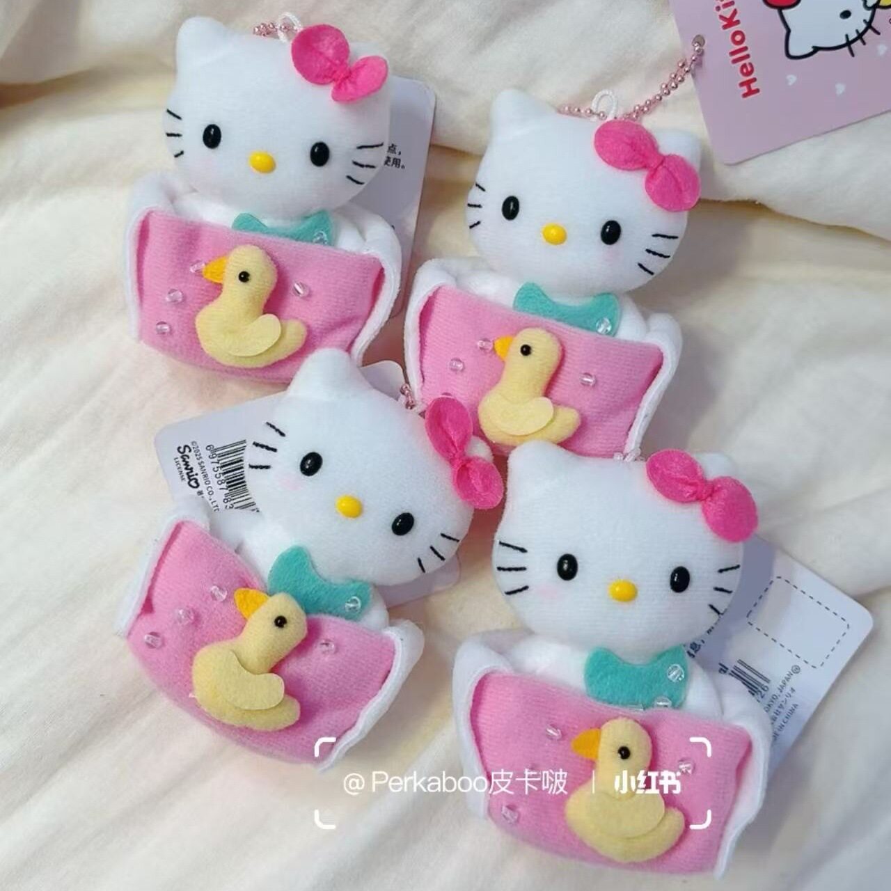 日本浴缸小猫咪泡澡Kitty