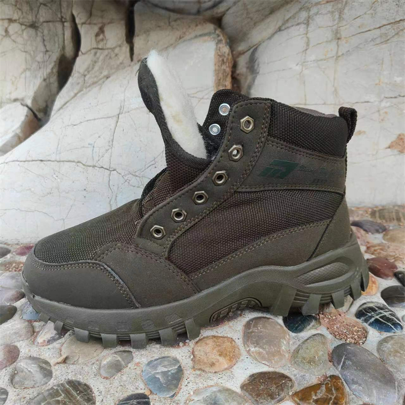 1137休闲防寒靴羊毛保暖