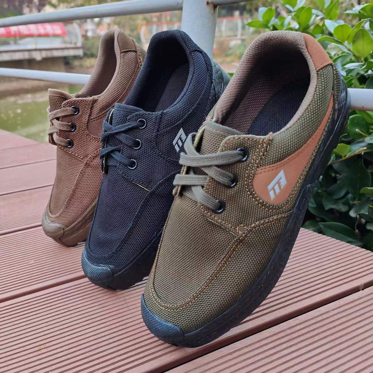 1137帆布鞋加厚鞋垫橡胶底防滑