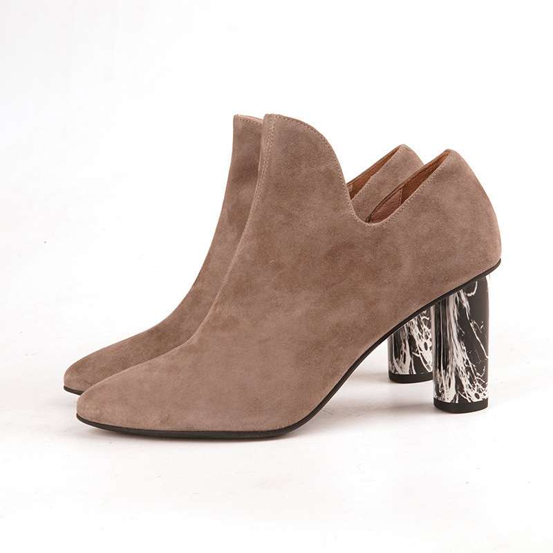 莱尔斯丹咖色短靴金属跟真皮女靴