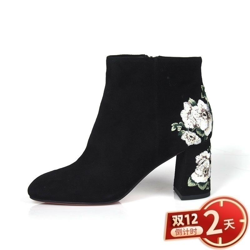 迪朵专柜铆钉灰色及踝靴及踝靴