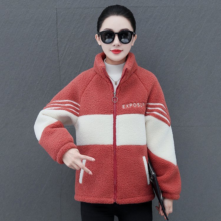 中年妈妈羊羔绒外套秋冬新款加绒加厚颗粒绒棉服时尚女装