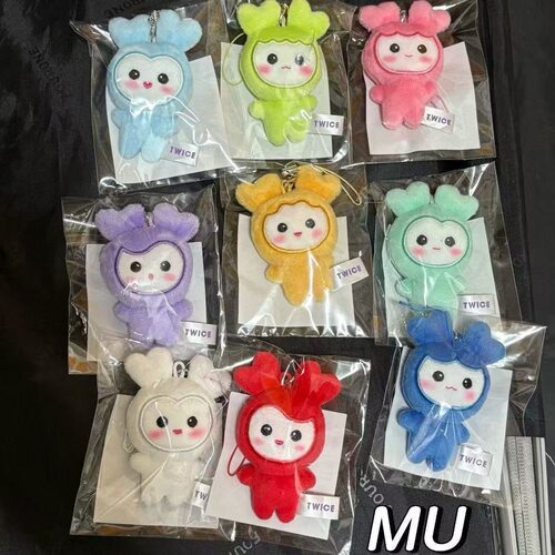 TWICE 快闪 LOVELY PLUSH M 朴志效豆豆眼lovely毛绒玩偶挂件礼物
