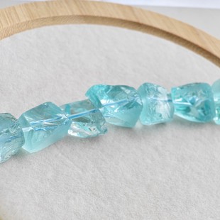 15mm海蓝宝方块压电原石碎石散珠有孔手工diy手链项链饰品配件