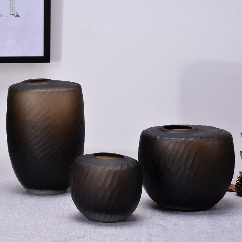 创意家居摆件美式细斜纹手工刻磨彩色玻璃花瓶工艺品摆件i.