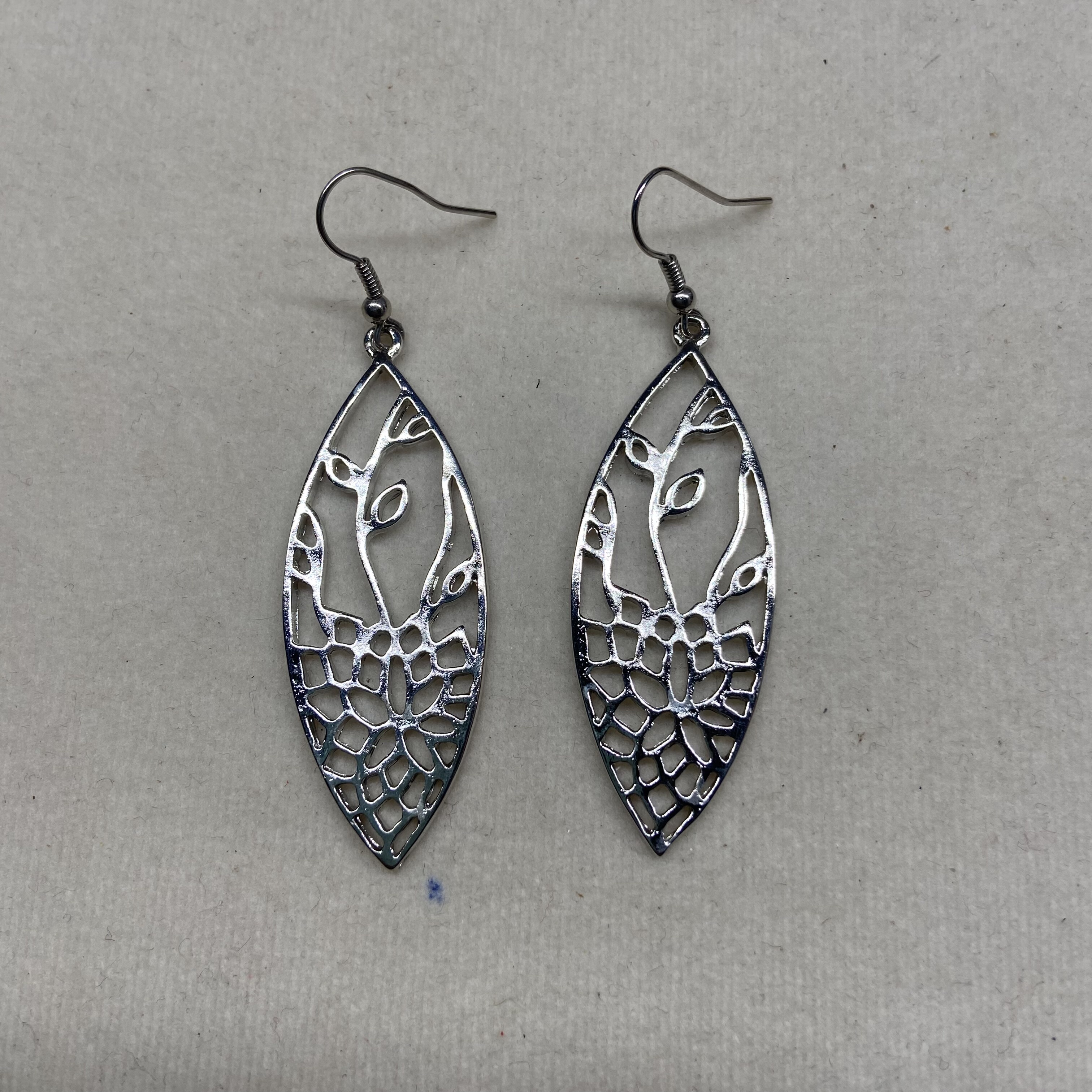 10.31满26元包邮耳坠10