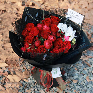 情人节花束郁金香玫瑰花生日花上海花店同城送花速递上门思南香山