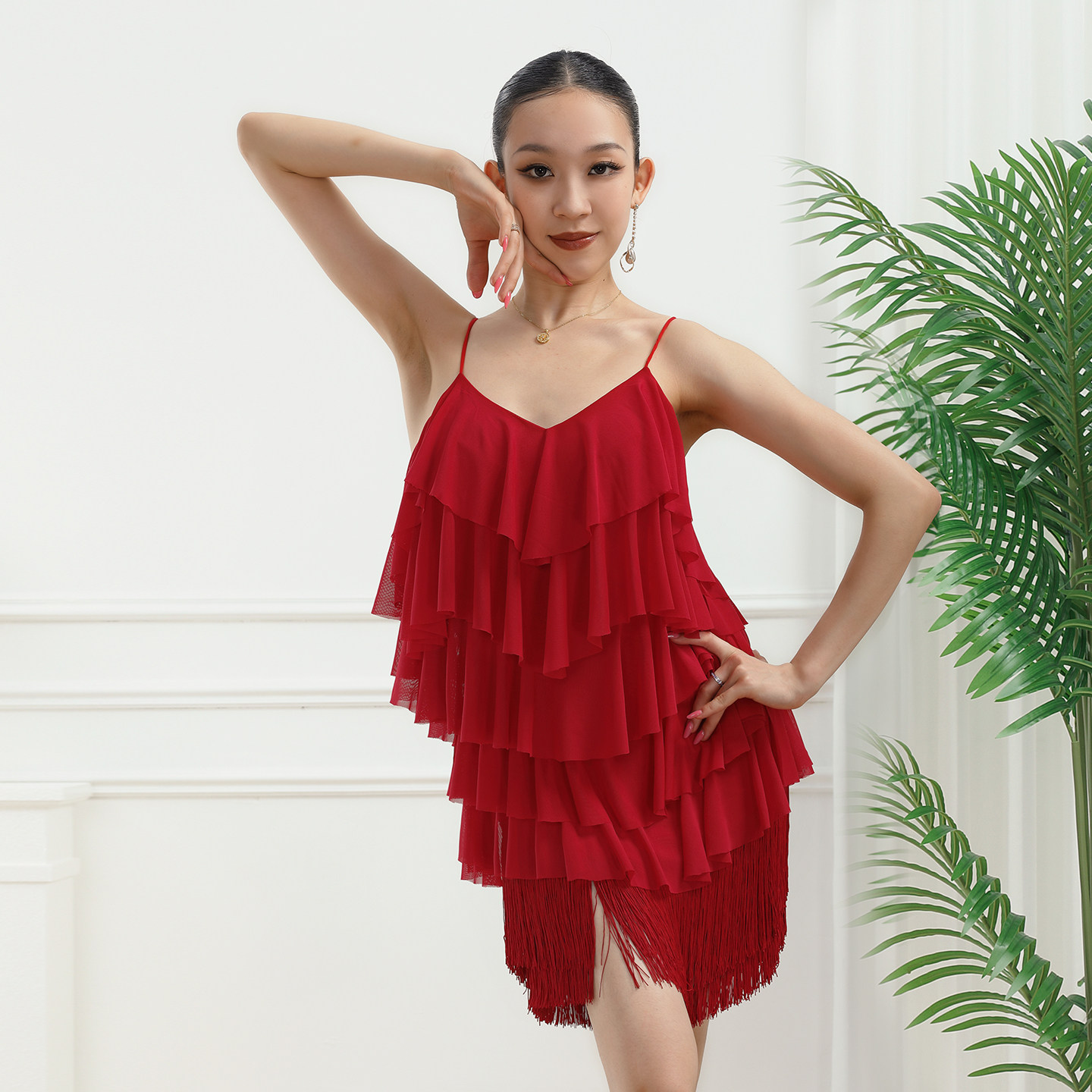 歌瑞亚拉丁舞服女夏季新款吊带网纱蛋糕流苏连体裙训练习表演出服