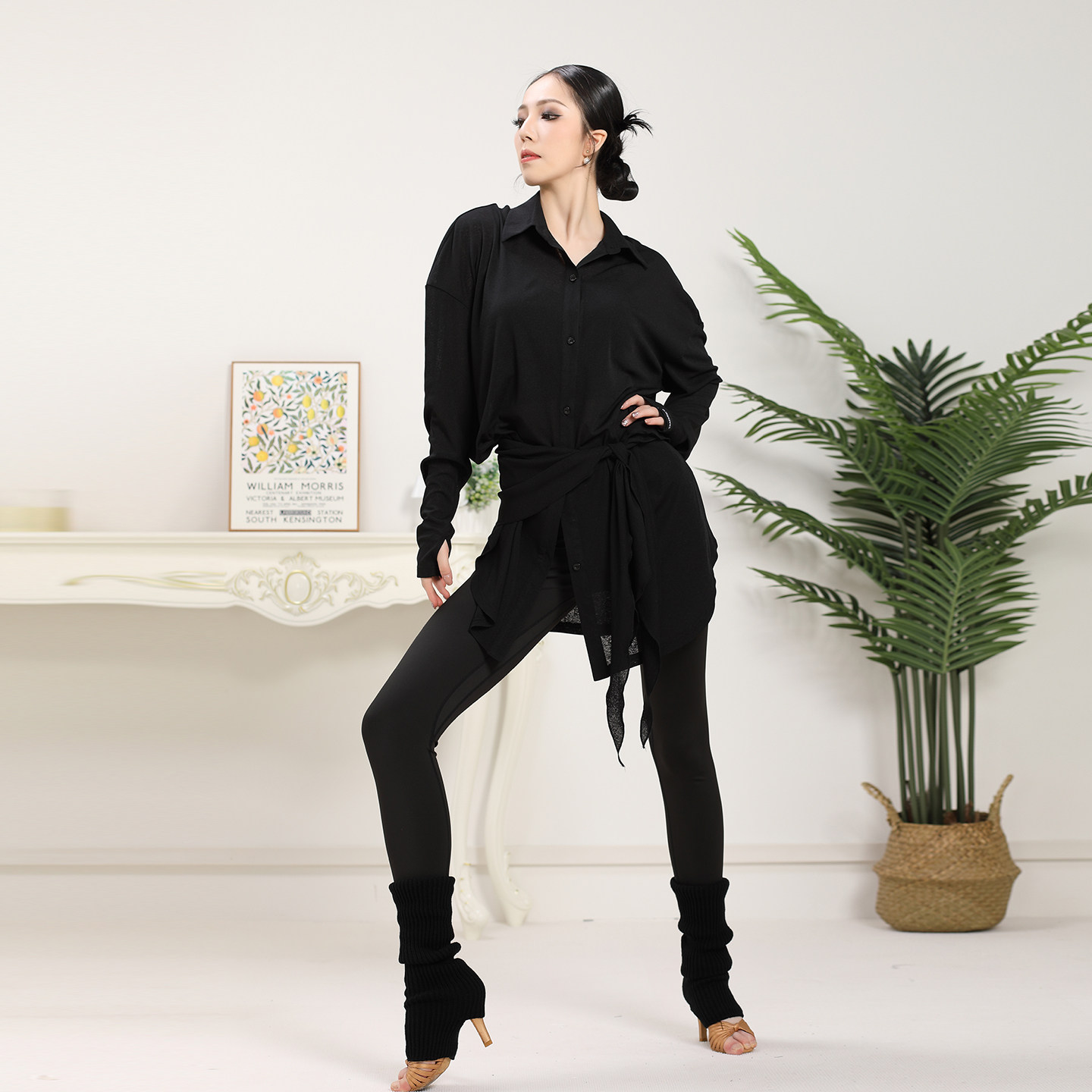 歌瑞亚拉丁舞女成人春秋立领包手掌长袖衬衫包臀上衣训练习功服