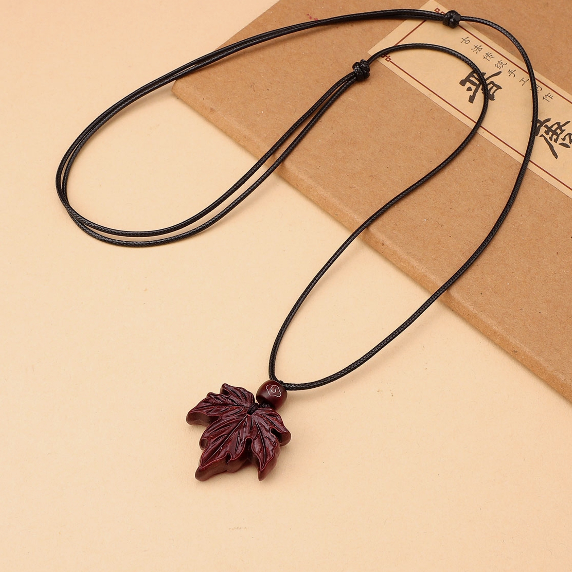 紫檀木梧桐叶吊坠项链长款