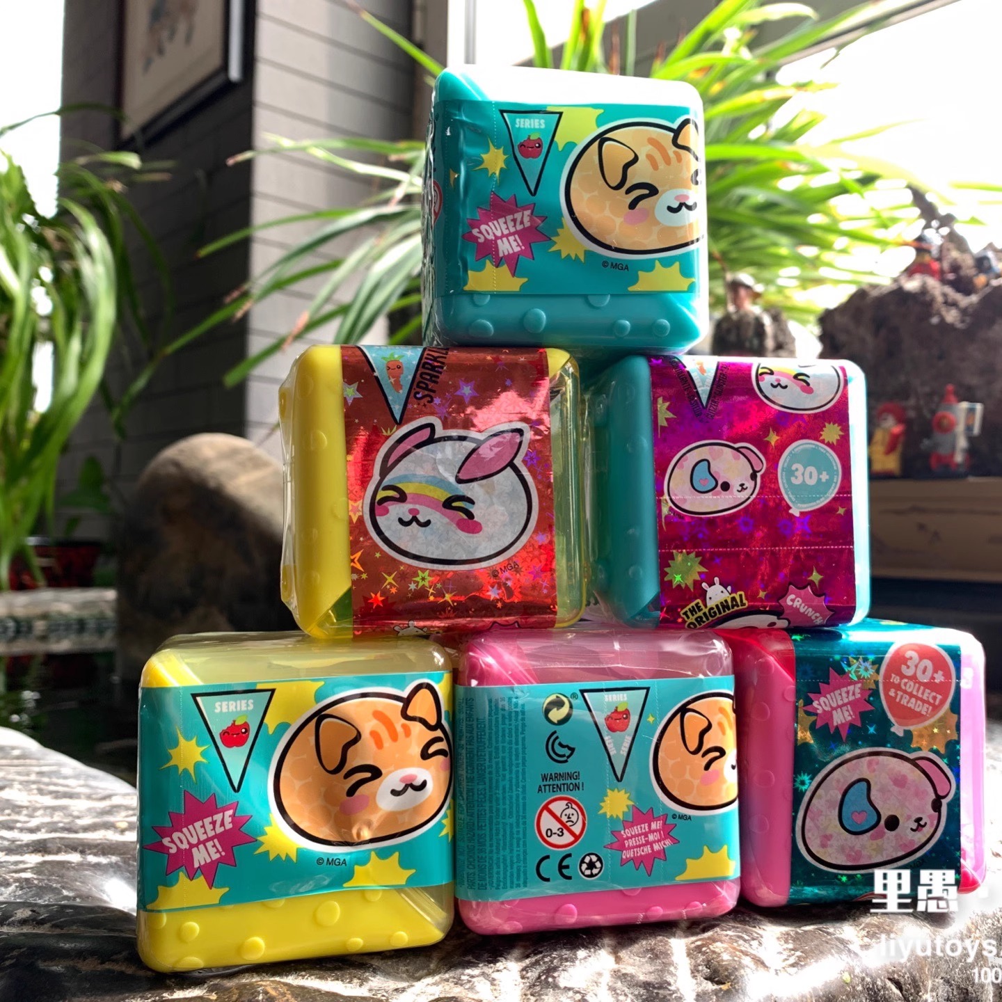 现货正版 软萌团子小宠物捏捏乐解压玩具盲盒惊喜盒儿童小礼物