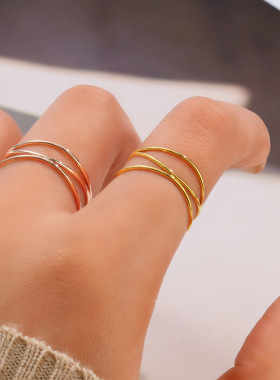 法式三层极细线条交织小众设计钛钢镀18k金戒指指环中指食指百搭