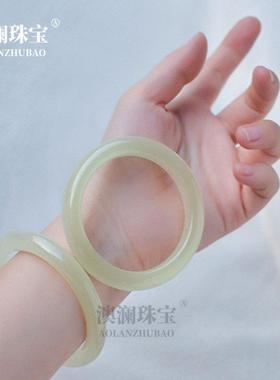 本命年青白玉手镯女圆条少女典雅冰种玉镯子轻款冰透浅绿色圆镯礼