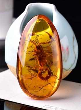 本命年蜜蜡琥珀蝎子化石吊坠挂件简约男女款毛衣链礼物