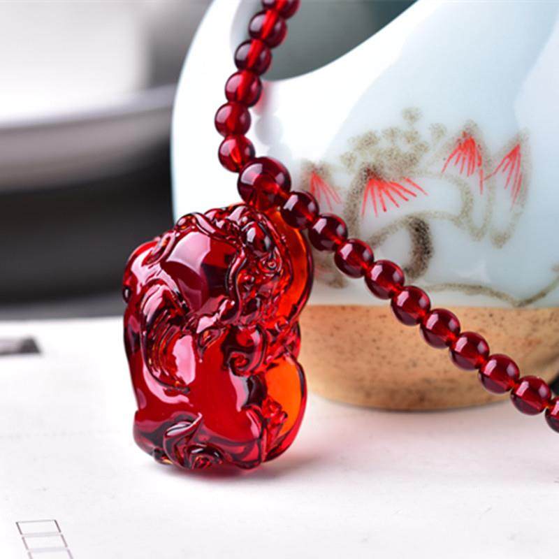 本命年蜜蜡琥珀貔貅吊坠挂件简约男女款礼物