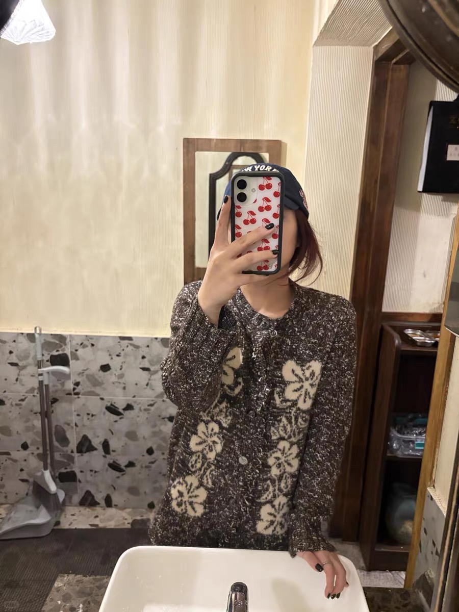 新款毛衣女韩版宽松柔软复古混色花朵提花撞色流苏针织开衫上衣潮