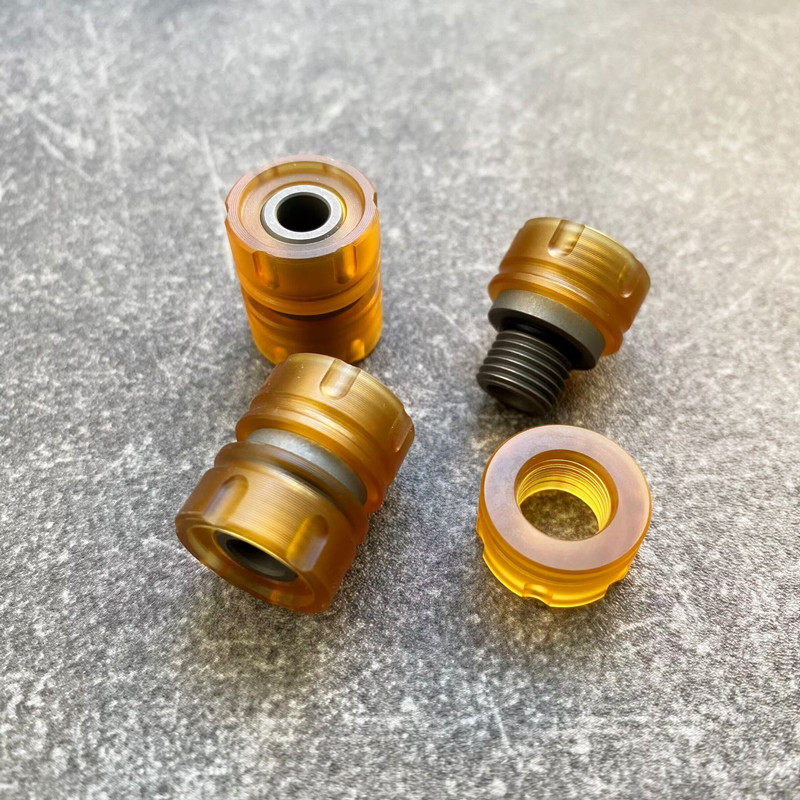 耶镂3合1进口UltemPEI琥珀色吊坠纯钛合金刀坠挂坠刀具尾绳配饰坠