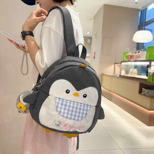 休闲女双肩包撞色背包卡通企鹅