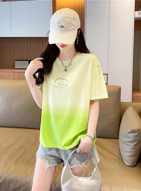 大码女装渐变色短袖t恤女夏2025新款宽松设计感扎染上衣200斤时尚
