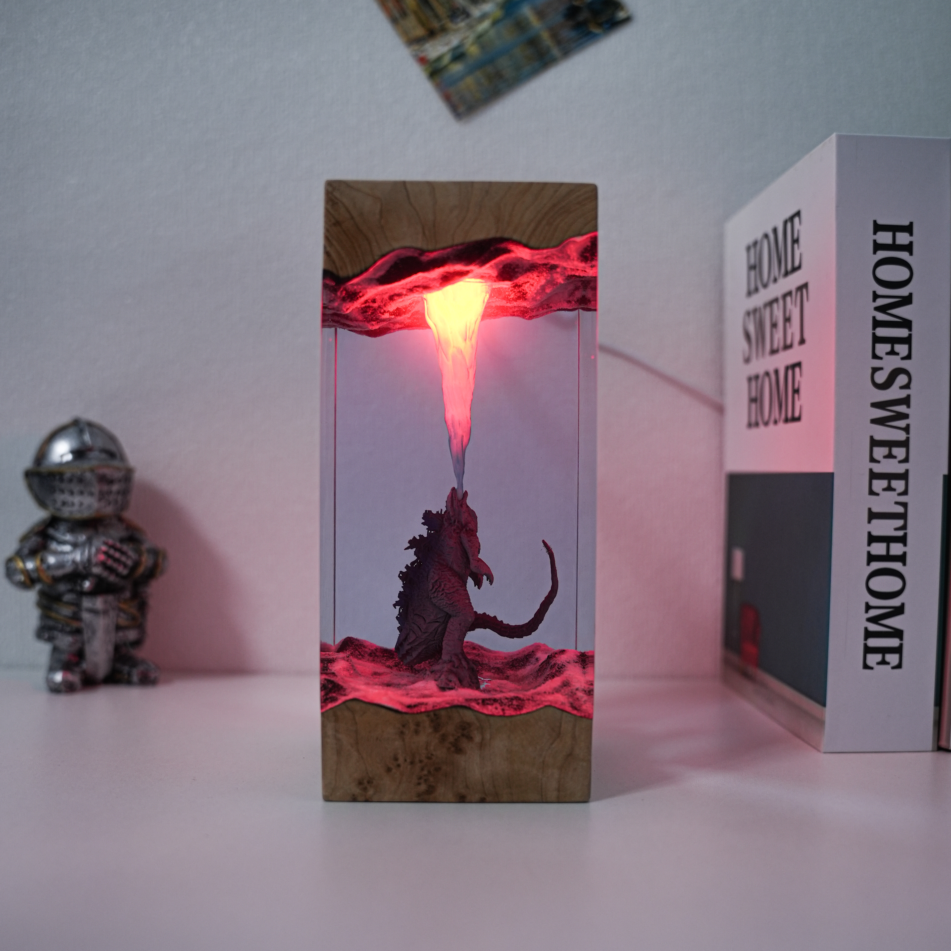 炫酷哥吉斯拉原子吐息氛围灯礼物