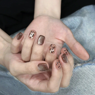 纯手工猫眼豹纹穿戴甲2025新款 美拉德风秋冬美甲成品显白贴片 短款