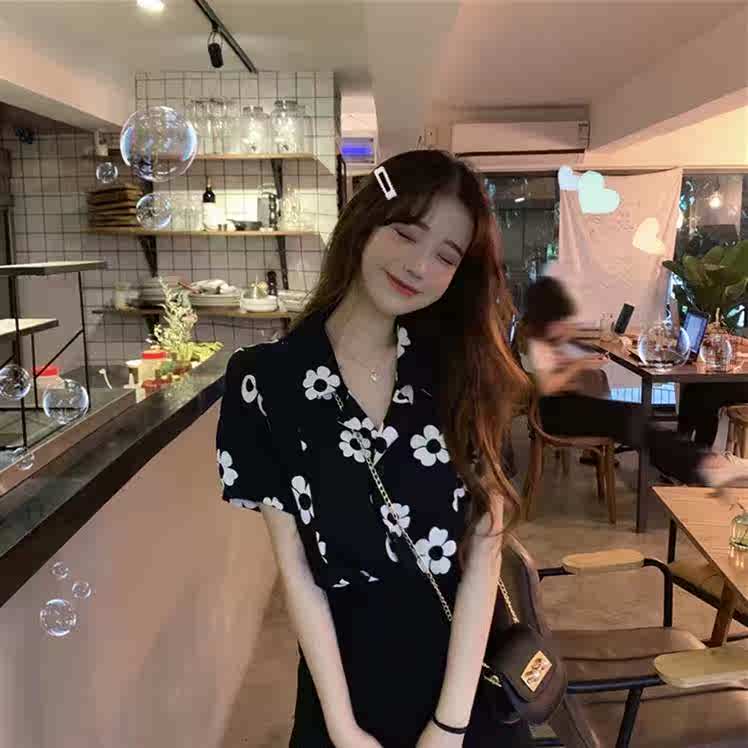 夕大码女装遮肚超a宽松上衣胖mm复古港味短袖花衬衫女设计感小众在类目 女装/女士精品, 大码女装中 - 来自Buy2taobao.com提供专业的淘宝代购服务