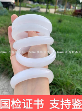 天然新疆和田羊脂白金丝玉手镯女