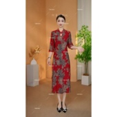 弹力缎水滴领中袖 侧开衩旗袍连衣裙 2357 新款 衣雅优选 8208