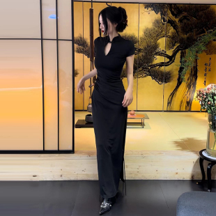 辣妹褶皱显瘦包臀开叉长裙 新款 新中式 黑色改良旗袍连衣裙2026夏季