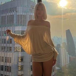 辣妹修身 新款 褶皱显瘦包臀短裙女 连衣裙2026春季 纯欲风一字肩长袖