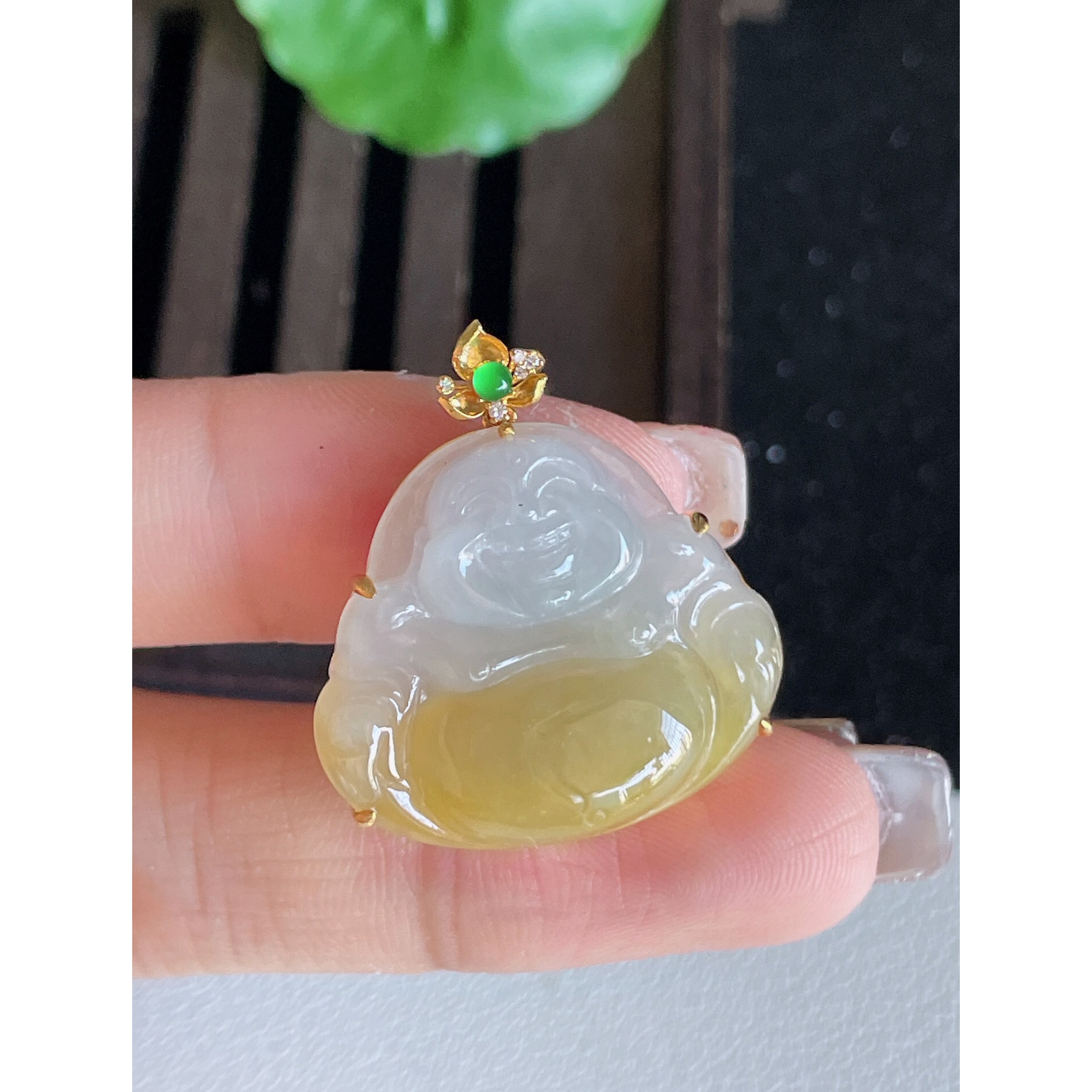 天然缅甸老坑翡翠a货18k金冰种黄翡佛公翡翠吊坠玉挂件