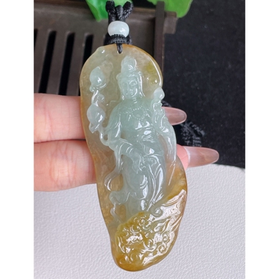 翡翠a货冰种黄翡大势至菩萨吊坠，尺寸72-31.3-11，重量:48.72g