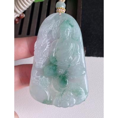 翡翠a货冰种飘花祥龙大日如来
