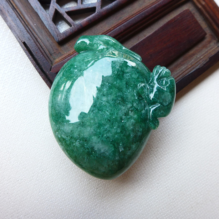 源头产地四会缅甸天然翡翠玉a货老坑精雕福瓜翡翠吊坠 f01