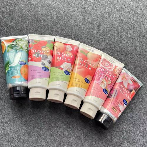 日本身体乳玫瑰味蓝莓味白桃味