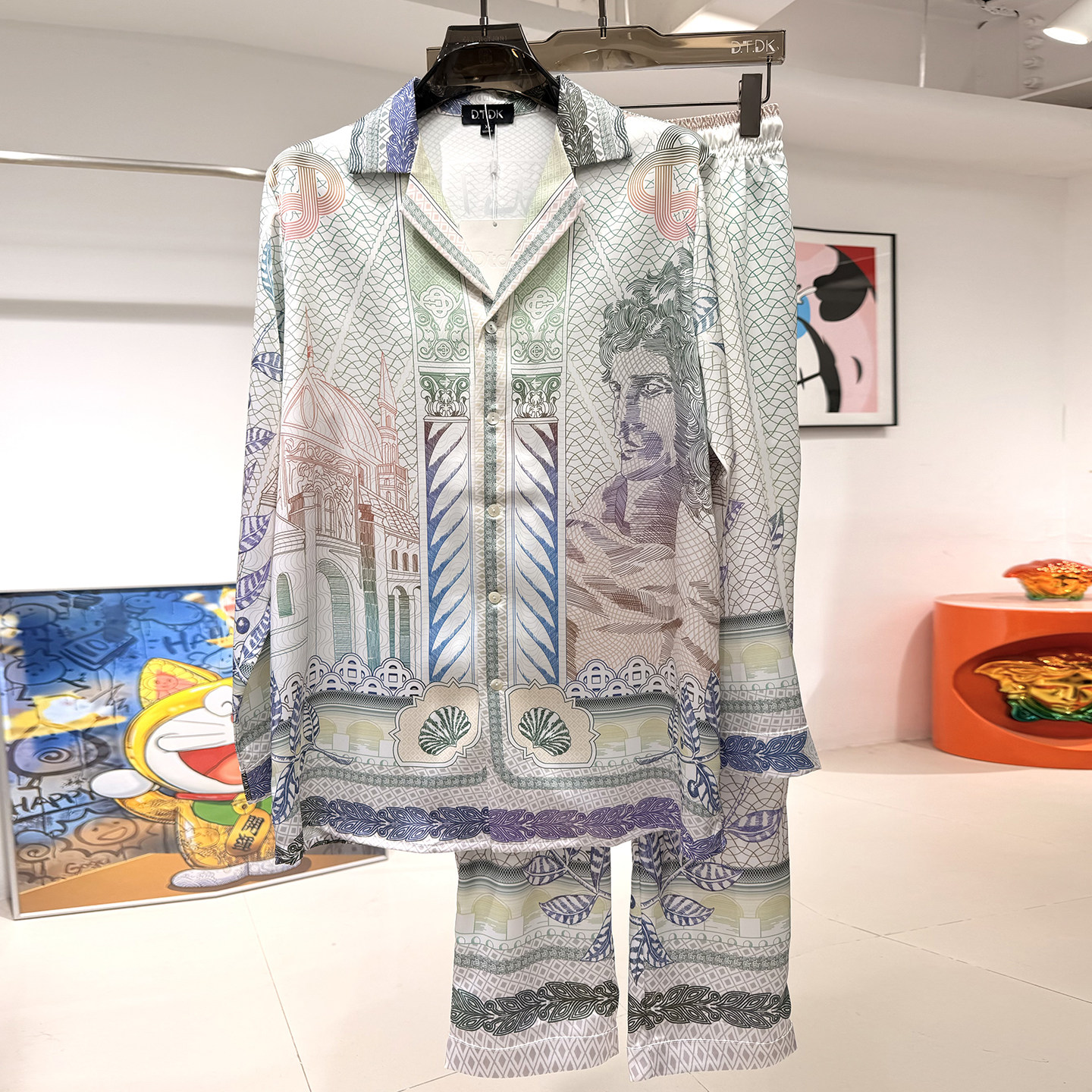 玫瑰贡缎睡衣男士新版春秋情侣高端度假风印花长袖家居服冰丝套装