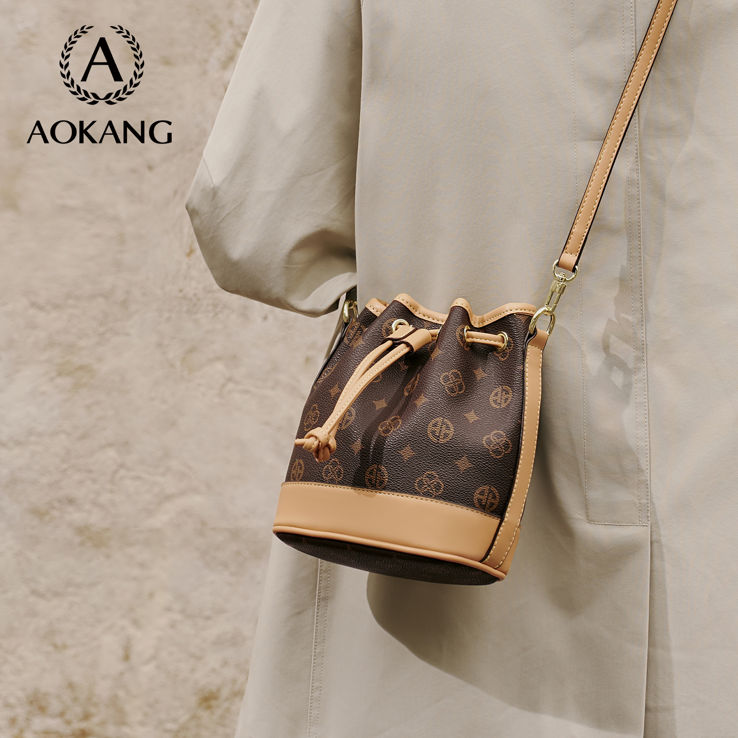 奥康水桶包2025新款包包大容量老花高级斜挎包女士通勤手提单肩包