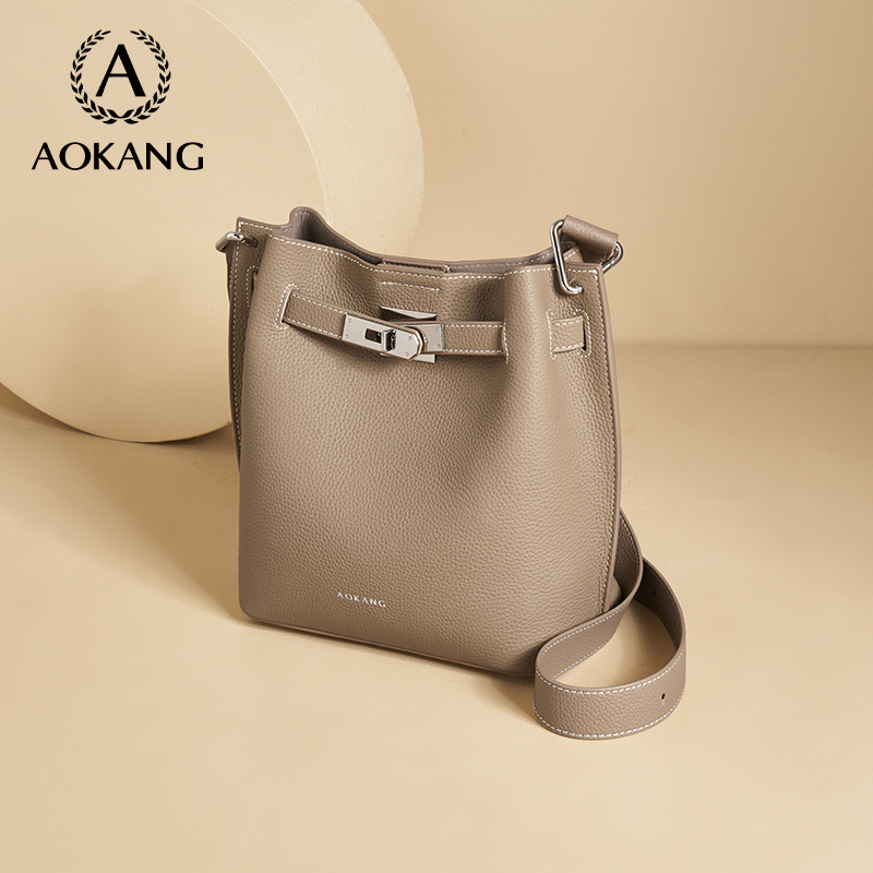 奥康水桶包2025新款女包