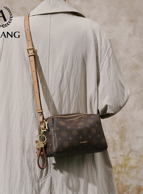 奥康小方包2026新款女士小包高级单肩包双拉链通勤包大容量斜挎包