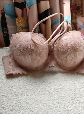 岱夫人加厚4.0A杯小胸强力聚拢挂脖文胸双排扣白色内衣性感蕾丝边