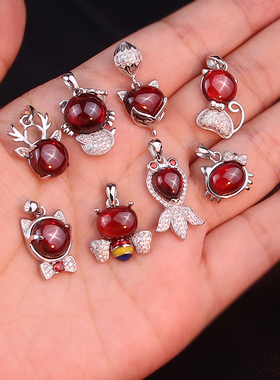 石榴石鹿角猫咪狐狸吊坠